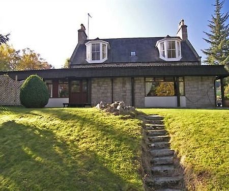 Moorfield House Hotel Braemar Exterior photo